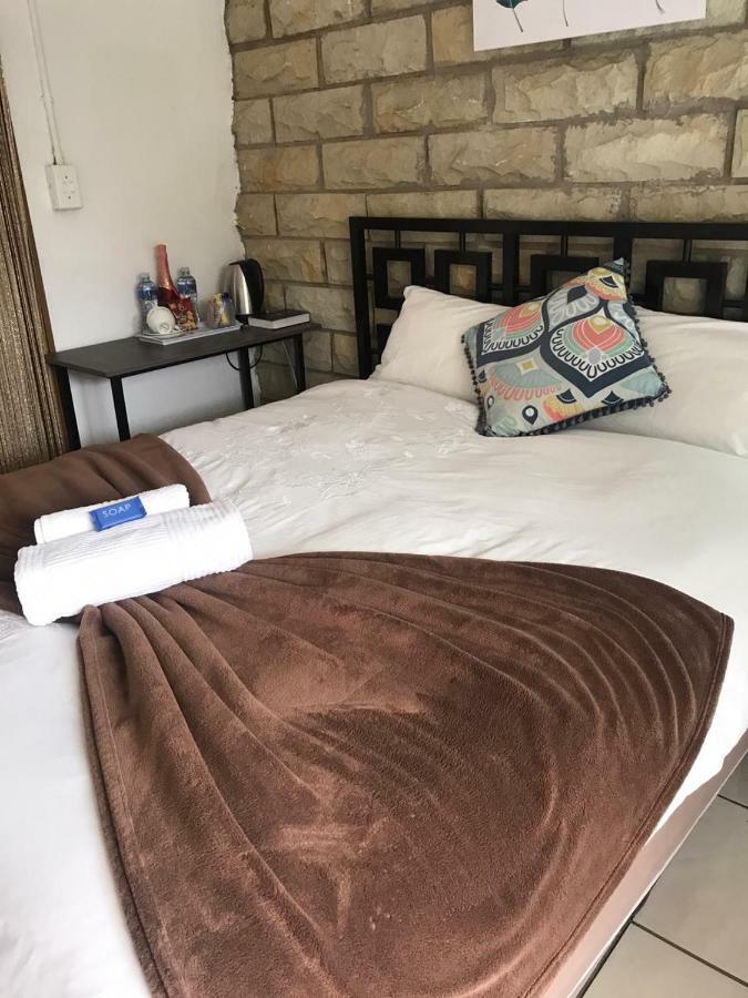 Queenspark Lodge Bloemfontein Luaran gambar
